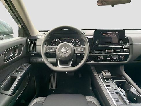 New 2025 Nissan Pathfinder SV w/ Black Appearance Package image 24