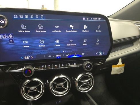 New 2026 Chevrolet Blazer EV LT w/ Midnight/Sport Edition image 13