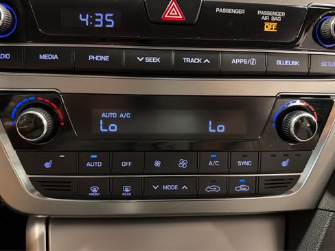 Used 2016 Hyundai Sonata Limited FWD image 31