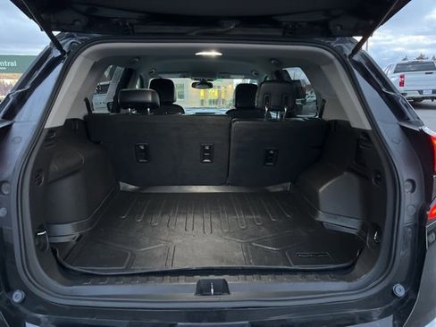 Used 2018 GMC Terrain SLT image 32