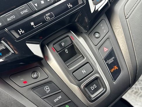 Used 2023 Honda Odyssey Sport image 12