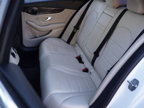 Used 2017 Mercedes-Benz C 300 Sedan image 24