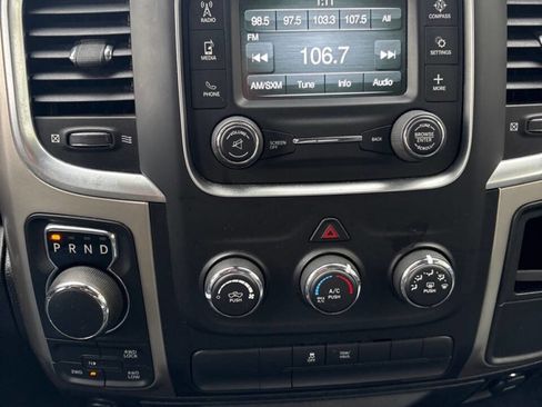Used 2017 RAM 1500 Classic SLT AWD/4WD image 11