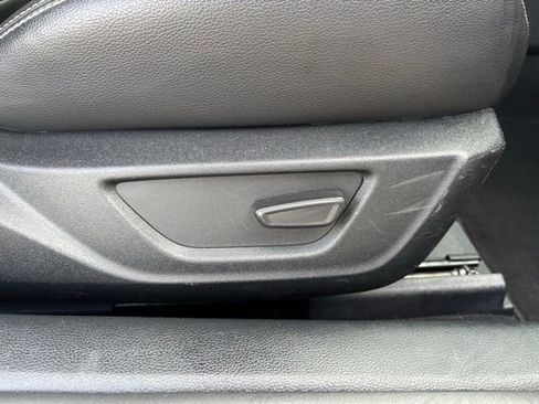 Used 2021 Ford Mustang Premium image 25