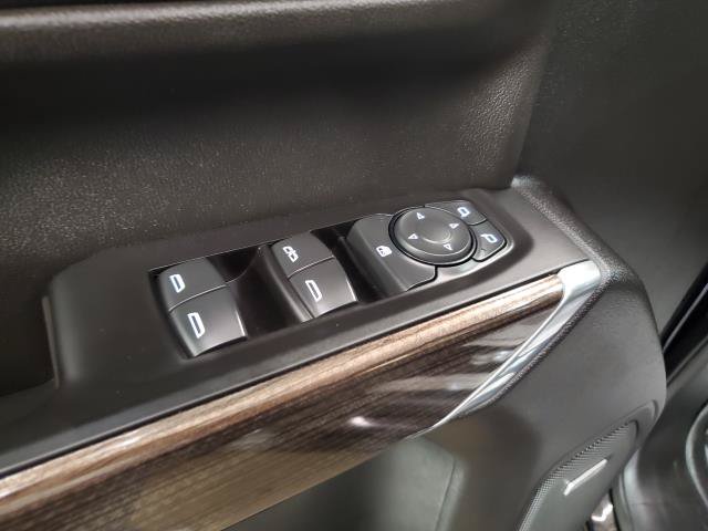 Used 2020 Chevrolet Silverado 1500 RST AWD/4WD image 14
