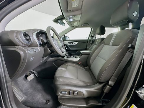 Used 2023 Chevrolet Blazer LT image 13