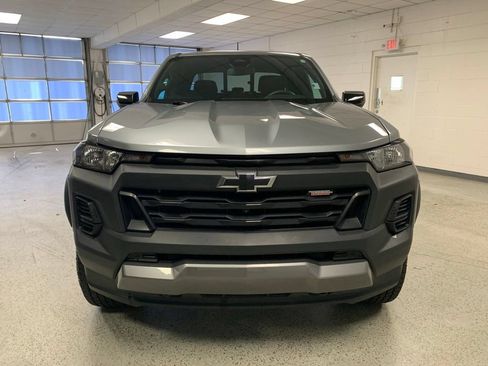 Used 2023 Chevrolet Colorado Trail Boss w/ Technology Package AWD/4WD image 3