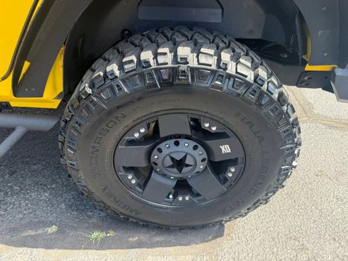 Used 2015 Jeep Wrangler Unlimited Sport w/ Quick Order Package 24S AWD/4WD image 53