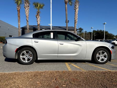 Used 2023 Dodge Charger SXT image 28