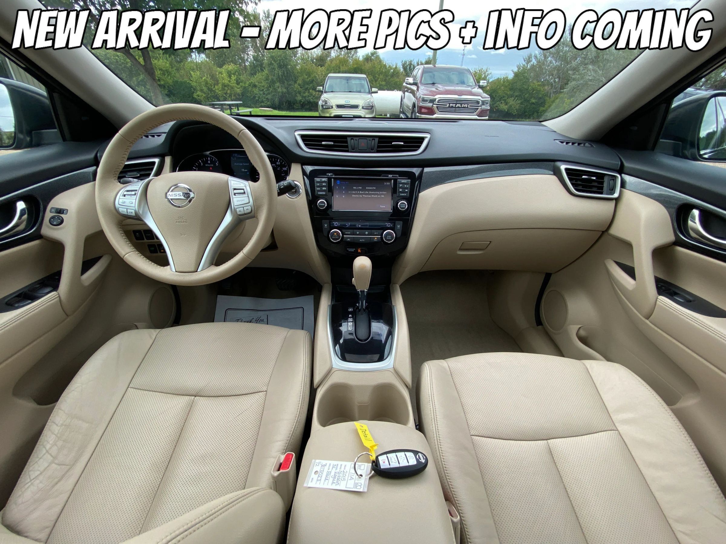 Used 2015 Nissan Rogue SL w/ SL Premium Package AWD/4WD image 5