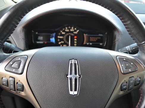 Used 2015 Lincoln MKX AWD w/ Equipment Group 102A image 16