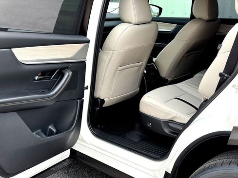 New 2026 MAZDA CX-90 3.3 Turbo w/ Preferred Package image 17
