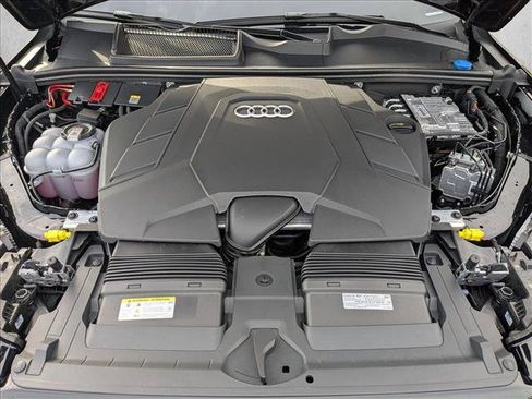 Certified 2026 Audi Q7 3.0T Premium Plus w/ Premium Plus Package AWD/4WD image 24