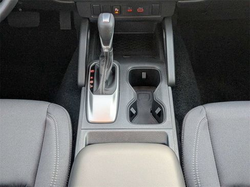 Certified 2025 Nissan Frontier SV w/ Tow Package image 19