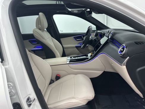 New 2026 Mercedes-Benz GLC 300 image 28