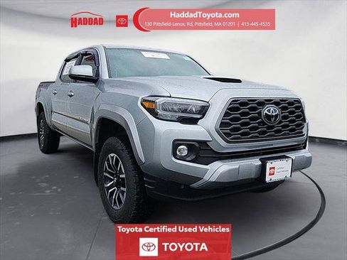 Certified 2023 Toyota Tacoma TRD Sport w/ Technology Package AWD/4WD image 8