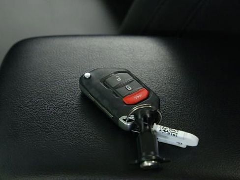 Used 2023 Jeep Wrangler Sport AWD/4WD image 34