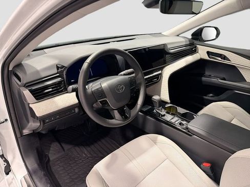 Certified 2025 Toyota Camry XLE image 8