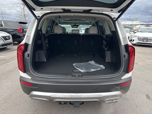 Used 2022 Kia Telluride EX w/ Towing Package AWD/4WD image 31