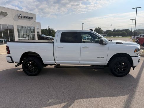 Used 2023 RAM 2500 Big Horn w/ Level B Equipment Group AWD/4WD image 2