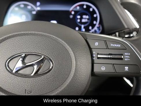 Used 2020 Hyundai Sonata SEL w/ Convenience Package FWD image 10