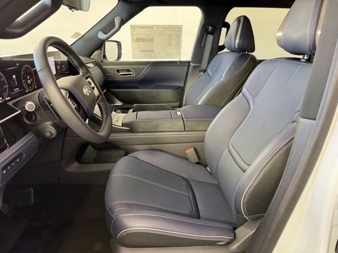 New 2026 INFINITI QX80 4WD w/ Sport Exterior Package image 13
