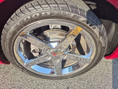 Used 2008 Chevrolet Corvette Coupe w/ Preferred Equipment Group RWD image 27