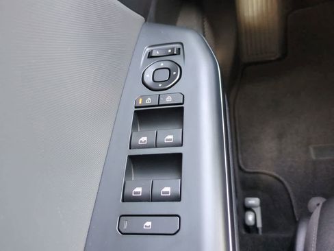Used 2025 Kia K4 FWD image 21