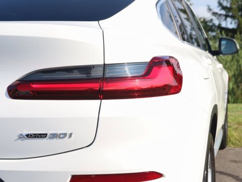 Used 2022 BMW X4 xDrive30i w/ Convenience Package image 65