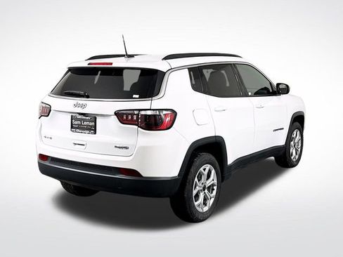 New 2026 Jeep Compass Latitude image 7