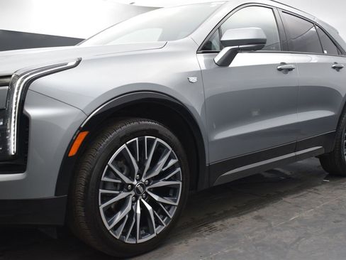 Used 2024 Cadillac XT4 Sport image 32
