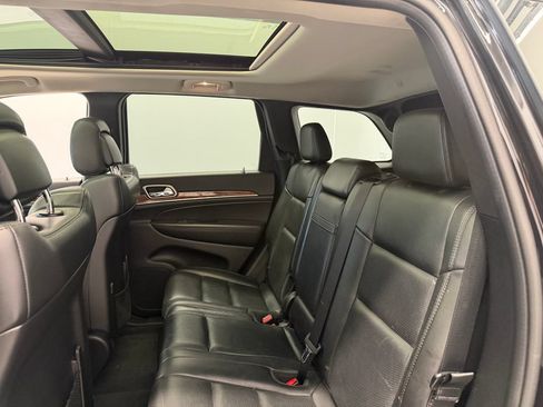 Used 2012 Jeep Grand Cherokee Limited w/ Luxury Group II AWD/4WD image 15