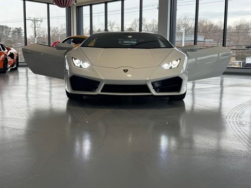 Used 2016 Lamborghini Huracan LP 580-2 image 18