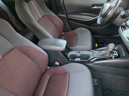 Used 2023 Toyota Corolla SE image 11