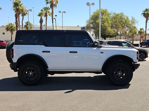 Used 2024 Ford Bronco Wildtrak AWD/4WD image 7