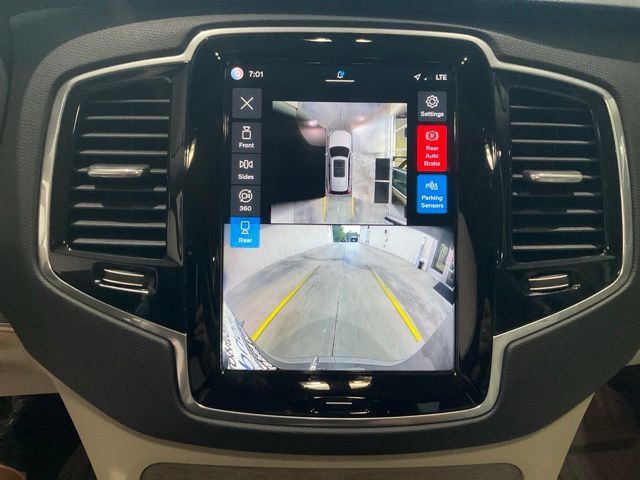 Used 2024 Volvo XC90 B6 Plus w/ Protection Package Premier AWD/4WD image 16