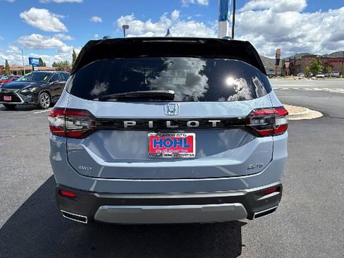 New 2026 Honda Pilot Elite image 4