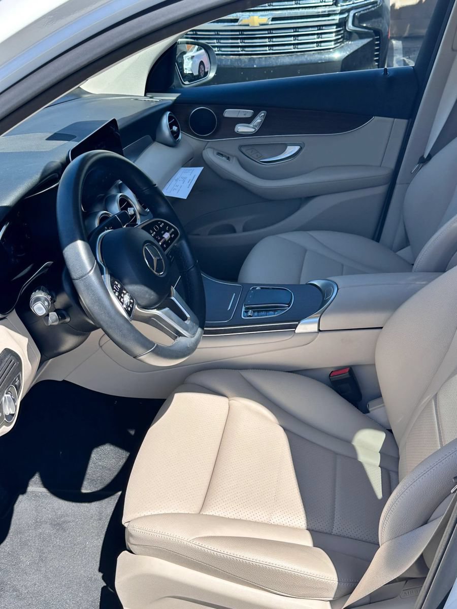 Used 2022 Mercedes-Benz GLC 300 image 5
