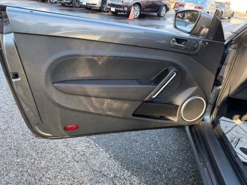 Used 2014 Volkswagen Beetle 2.5 image 15