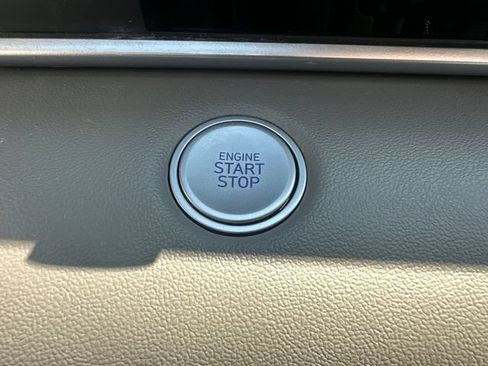 Used 2026 Hyundai Elantra Sport FWD image 33