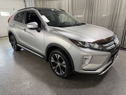 Used 2020 Mitsubishi Eclipse Cross SE AWD/4WD image 3