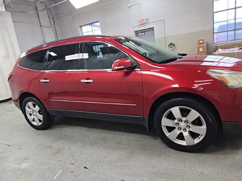 Used 2014 Chevrolet Traverse LTZ AWD/4WD image 3