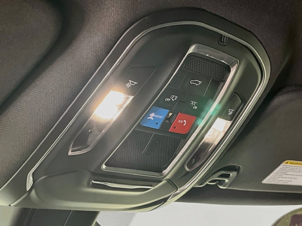 Used 2024 Jeep Wagoneer L Series II w/ Flexible Seating Group AWD/4WD image 19