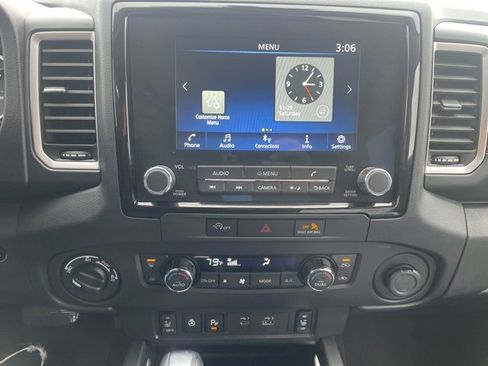 Used 2024 Nissan Frontier SV w/ SV Convenience Package image 25