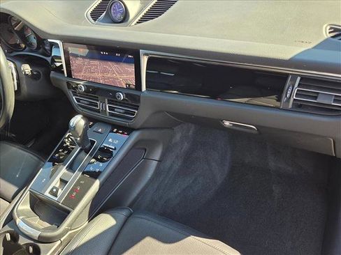 Used 2023 Porsche Macan S image 22