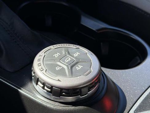 Certified 2022 Ford Bronco Wildtrak image 17