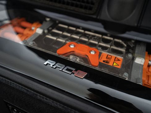 Certified 2025 Ferrari SF90 Spider image 30