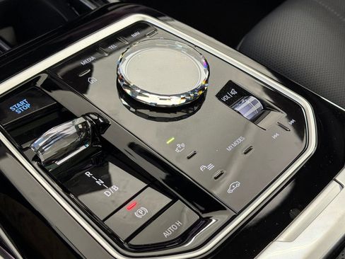 New 2026 BMW i7 xDrive60 image 15