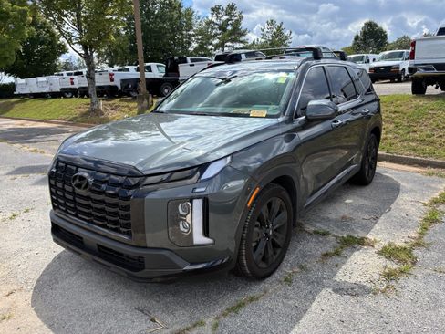Used 2024 Hyundai Palisade XRT FWD image 3