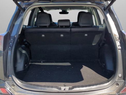 Used 2016 Toyota RAV4 Limited FWD image 29